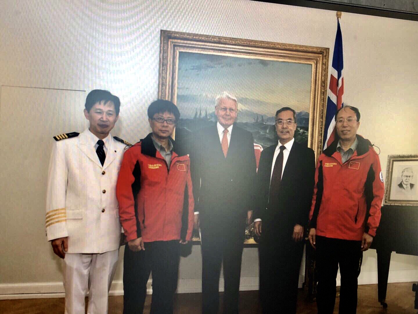 合影.jpg